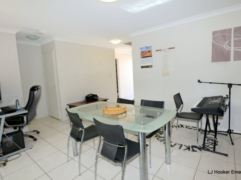 1/4 Parkway Street, Emerald QLD 4720