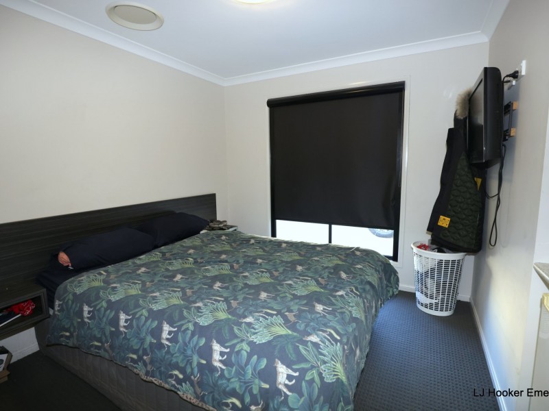 1/4 Parkway Street, Emerald QLD 4720