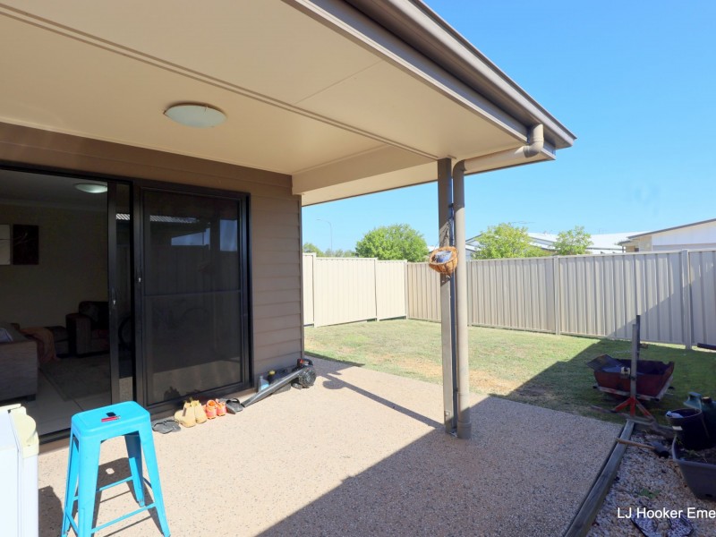 1/4 Parkway Street, Emerald QLD 4720