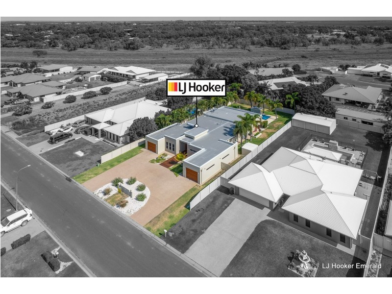 12 Carrington Place, Emerald QLD 4720