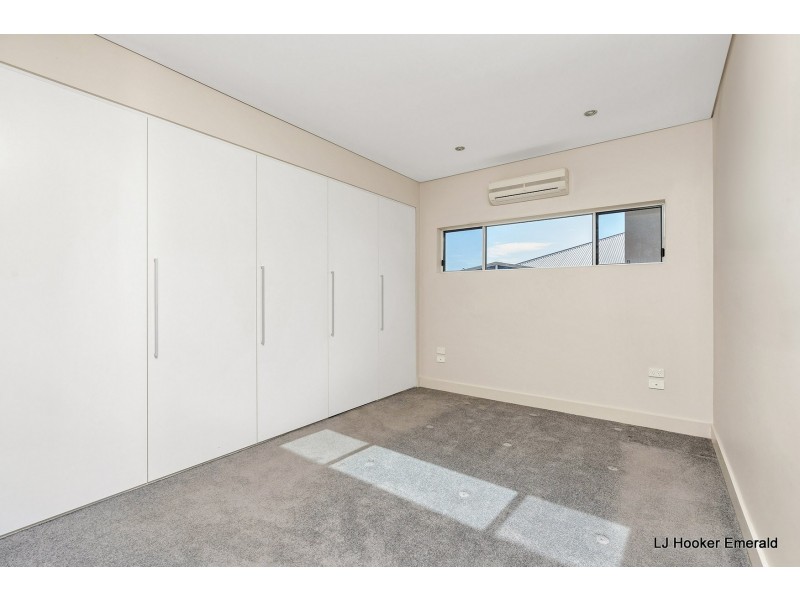 12 Carrington Place, Emerald QLD 4720