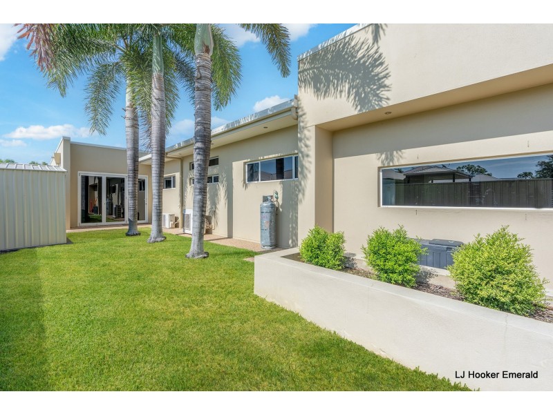 12 Carrington Place, Emerald QLD 4720