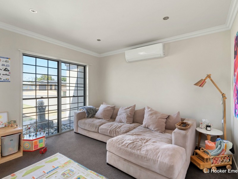 10 Berthun Street, Emerald QLD 4720