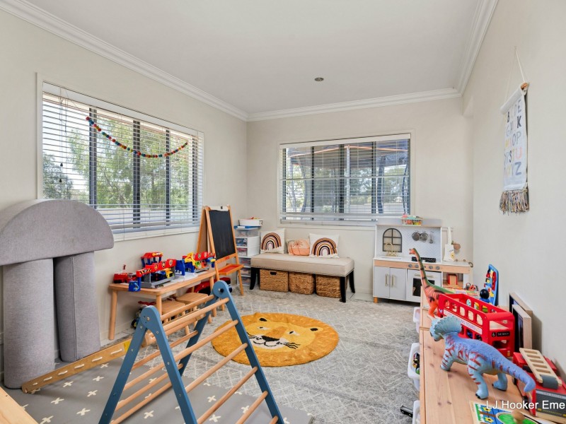 10 Berthun Street, Emerald QLD 4720