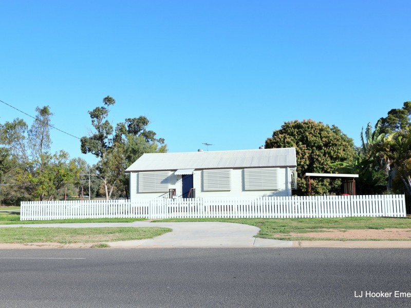 11 New Street, Emerald QLD 4720