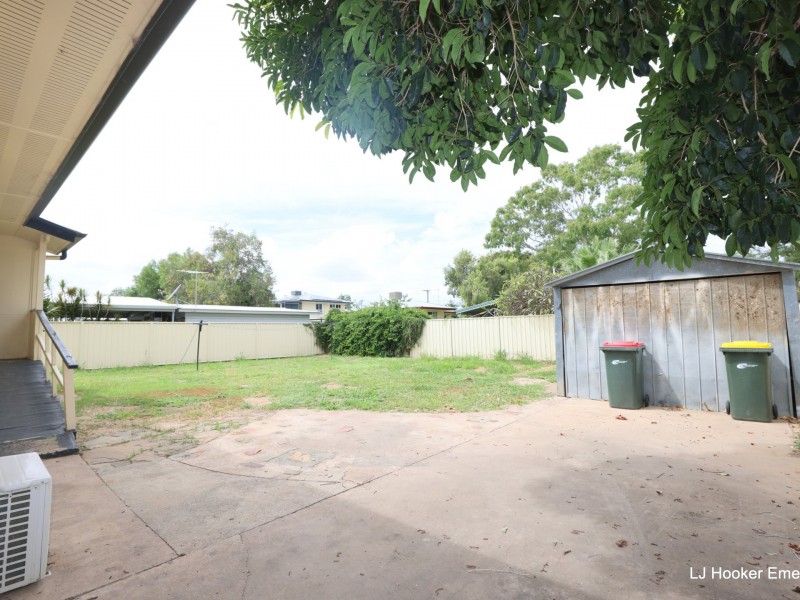 16 Racecourse Road, Emerald QLD 4720