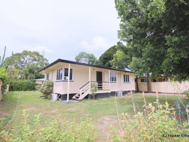 16 Racecourse Road, Emerald QLD 4720