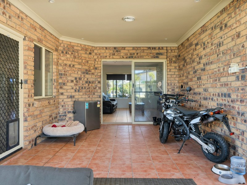 5 Clark Drive, Emerald QLD 4720
