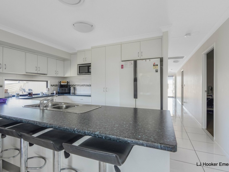 33 Kassidy Street, Emerald QLD 4720