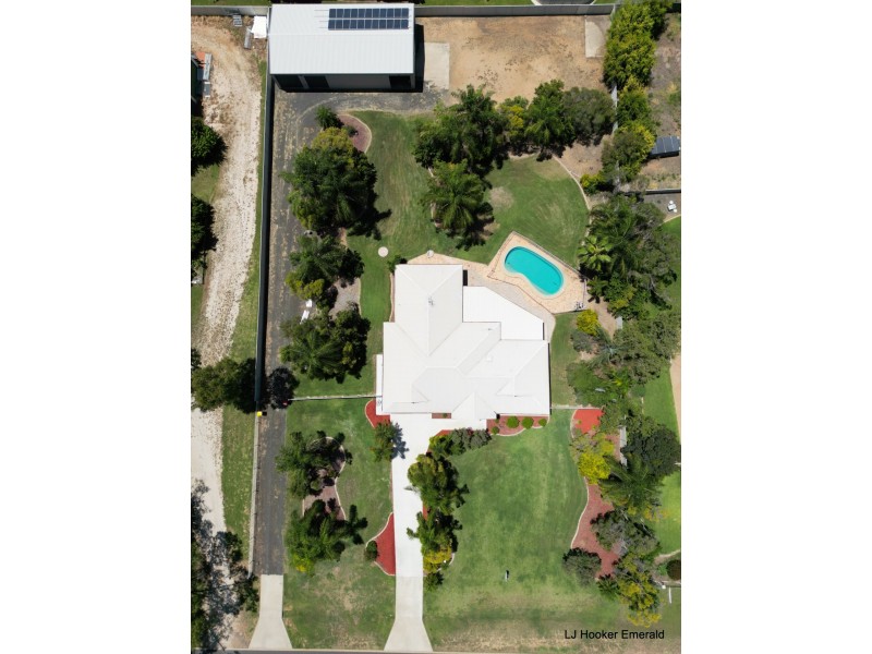 12 Cunningham Drive, Emerald QLD 4720