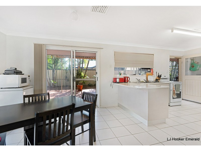 110 Gray Street, Emerald QLD 4720