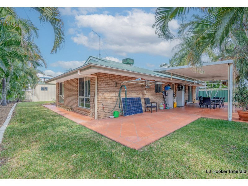 110 Gray Street, Emerald QLD 4720