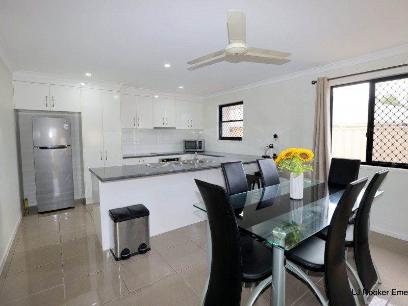 Unit 1/15 Whitney Street, Emerald QLD 4720