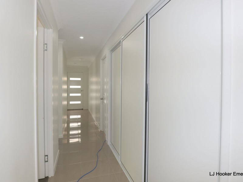 Unit 1/15 Whitney Street, Emerald QLD 4720