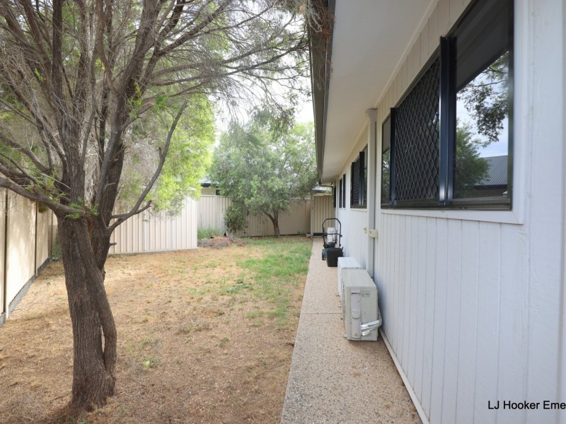 Unit 1/15 Whitney Street, Emerald QLD 4720
