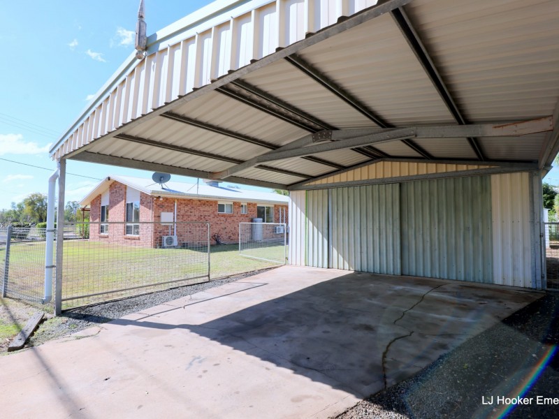 8 Edmonston Drive, Emerald QLD 4720