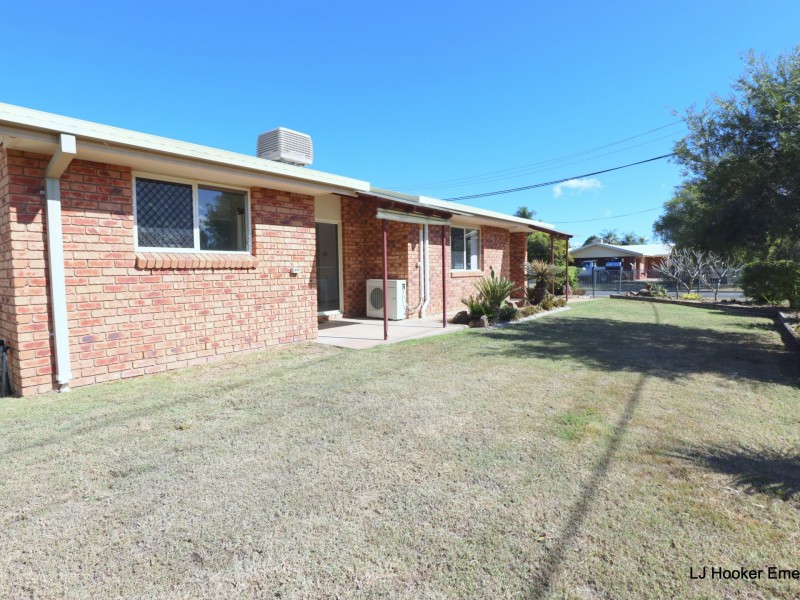 8 Edmonston Drive, Emerald QLD 4720