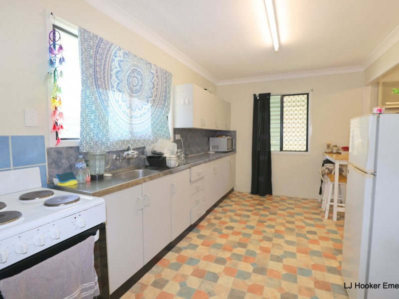 14 Sapphire Ave, Emerald QLD 4720