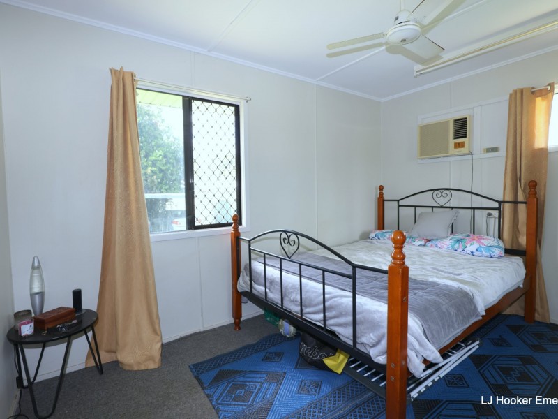 14 Sapphire Ave, Emerald QLD 4720