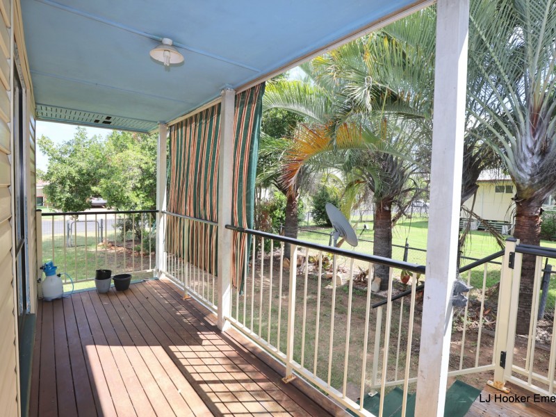 14 Sapphire Ave, Emerald QLD 4720