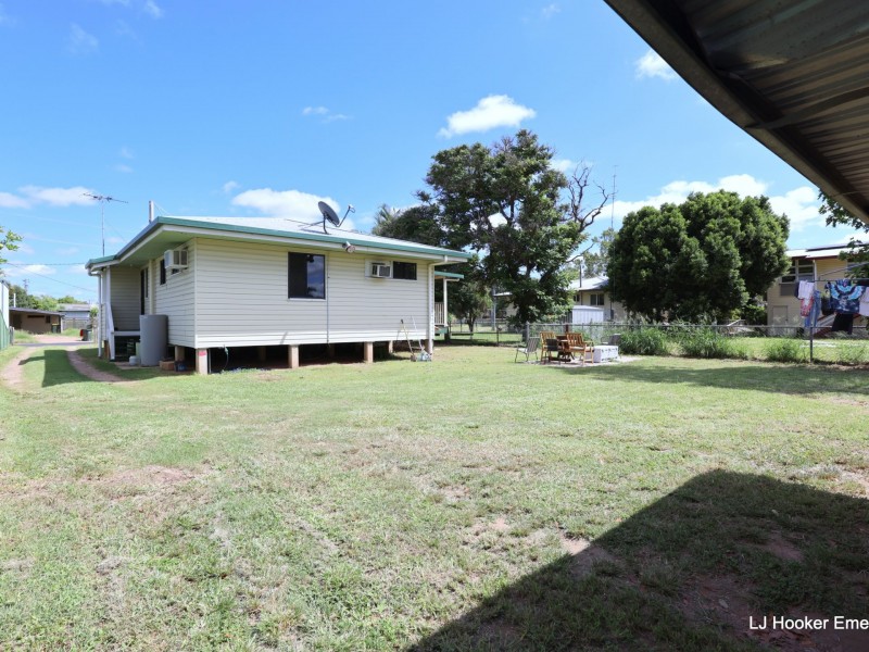 14 Sapphire Ave, Emerald QLD 4720