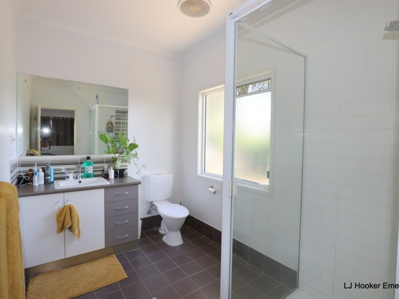 6 Wilby Place, Emerald QLD 4720