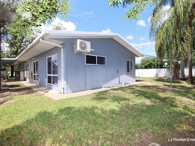 6 Wilby Place, Emerald QLD 4720