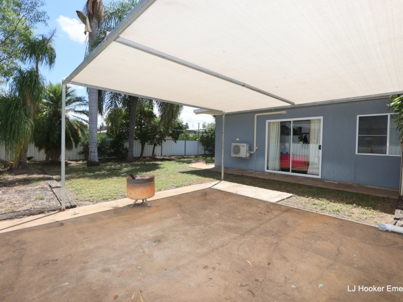 6 Wilby Place, Emerald QLD 4720
