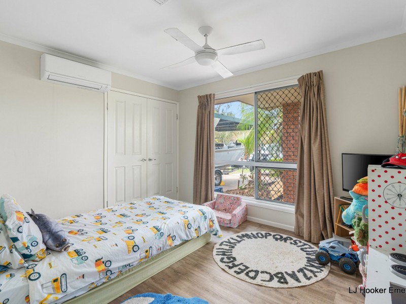 9 Wren Crt, Emerald QLD 4720