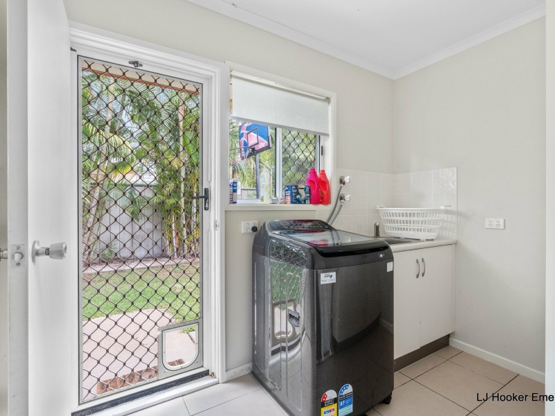 9 Wren Crt, Emerald QLD 4720