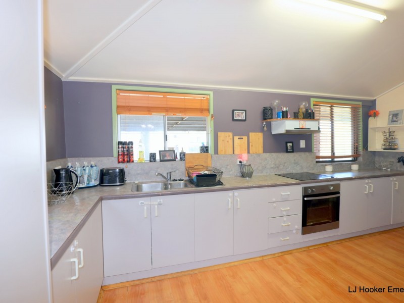 13 Pill Street, Emerald QLD 4720