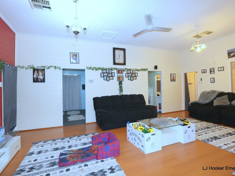 13 Pill Street, Emerald QLD 4720