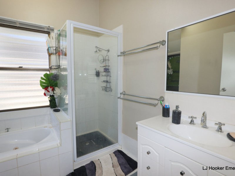 13 Pill Street, Emerald QLD 4720