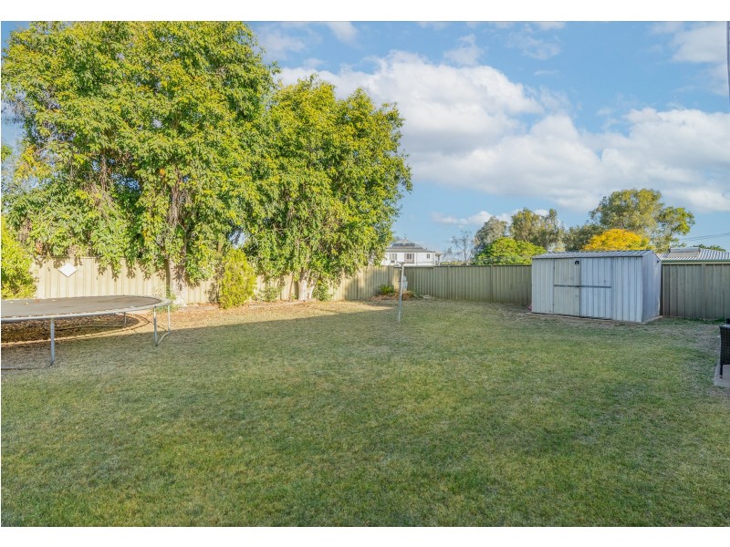 9 Wilby Place, Emerald QLD 4720