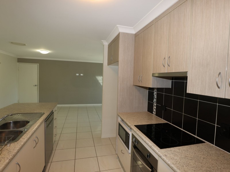 144 Opal Street, Emerald QLD 4720