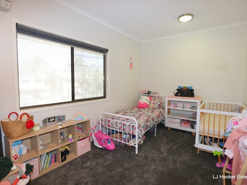 15 Gene Street, Emerald QLD 4720