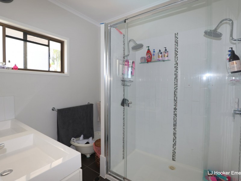 15 Gene Street, Emerald QLD 4720