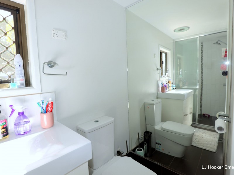 15 Gene Street, Emerald QLD 4720