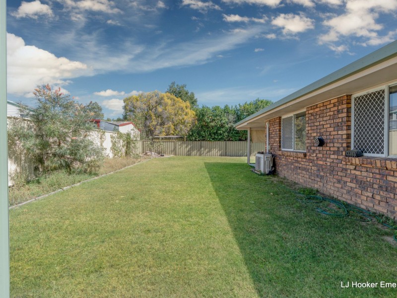 54 Park Avenue, Emerald QLD 4720