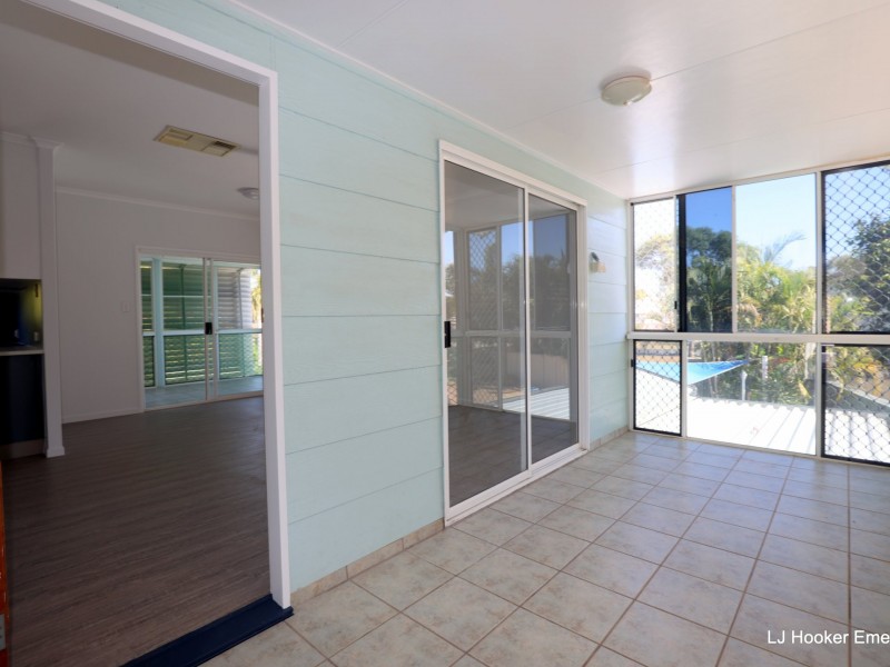 15 Roseanne Road, Emerald QLD 4720