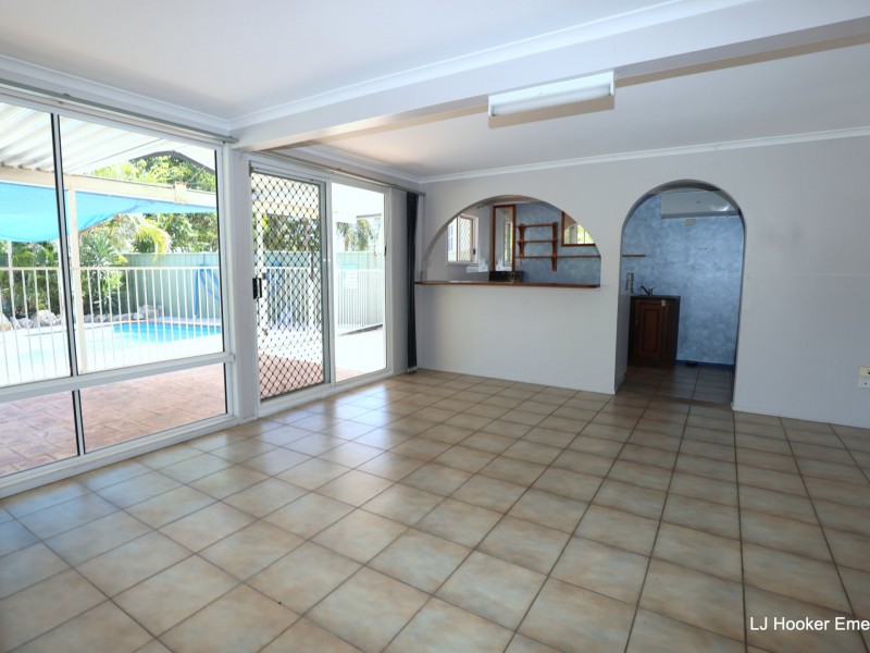 15 Roseanne Road, Emerald QLD 4720