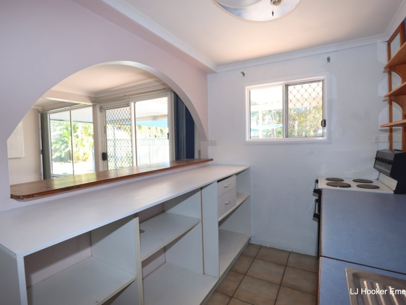 15 Roseanne Road, Emerald QLD 4720