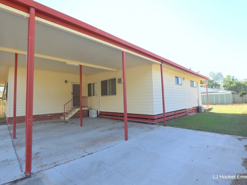 116 Opal Street, Emerald QLD 4720