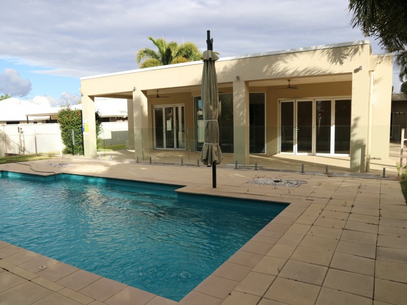 12 Carrington Place, Emerald QLD 4720