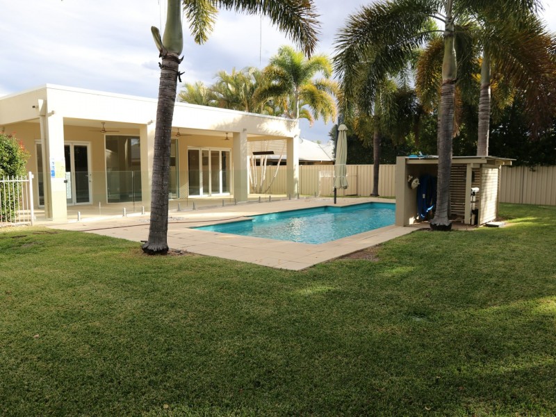12 Carrington Place, Emerald QLD 4720