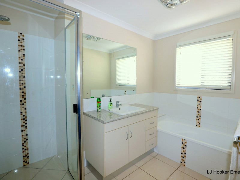 15 Kassidy Drive, Emerald QLD 4720