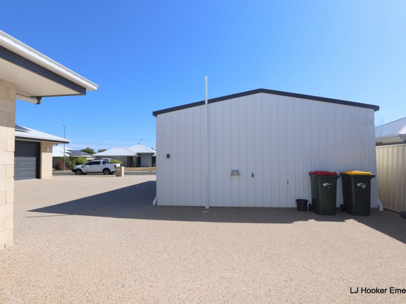15 Kassidy Drive, Emerald QLD 4720