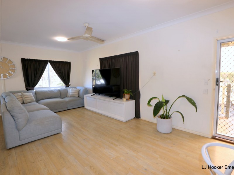 11 Burn Street, Capella QLD 4723