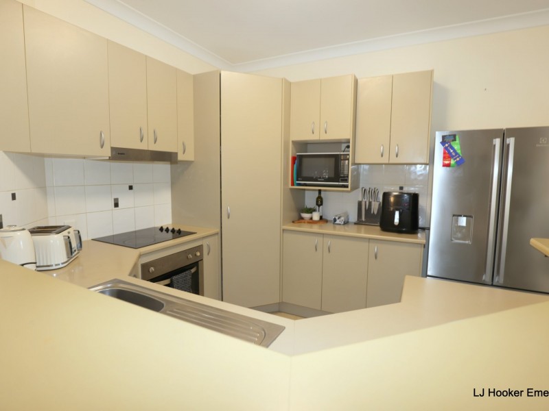 11 Burn Street, Capella QLD 4723