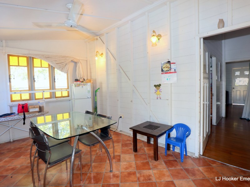 34 Retro St, Emerald QLD 4720